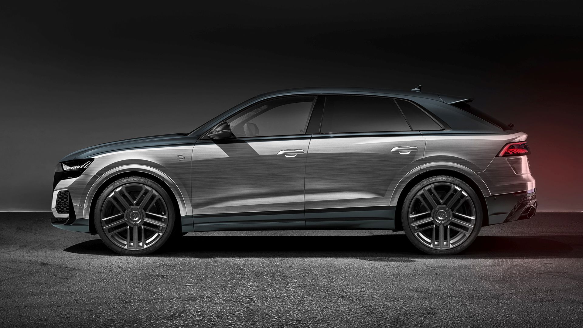 Audi RS Q8 Silver Storm Edition